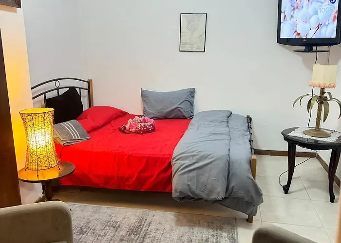 2 Bedroom 50 Meters From The Sea Λεμεσός