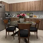 Apartment 2 Bedroom 50 Meters From The Sea *