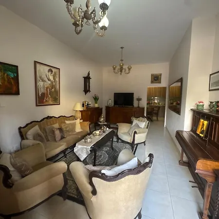 2 Bedroom 50 Meters From The Sea 아파트 레메소스