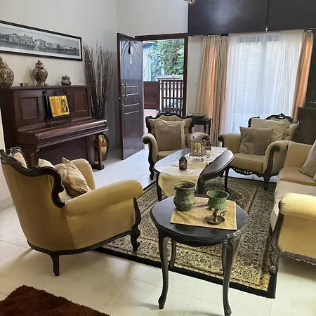 2 Bedroom 50 Meters From The Sea 레메소스