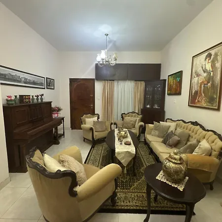 Apartment 2 Bedroom 50 Meters From The Sea *